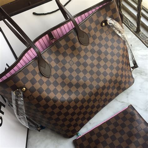 louis vuitton white neverfull pink interior|Louis Vuitton Neverfull monogram tote.